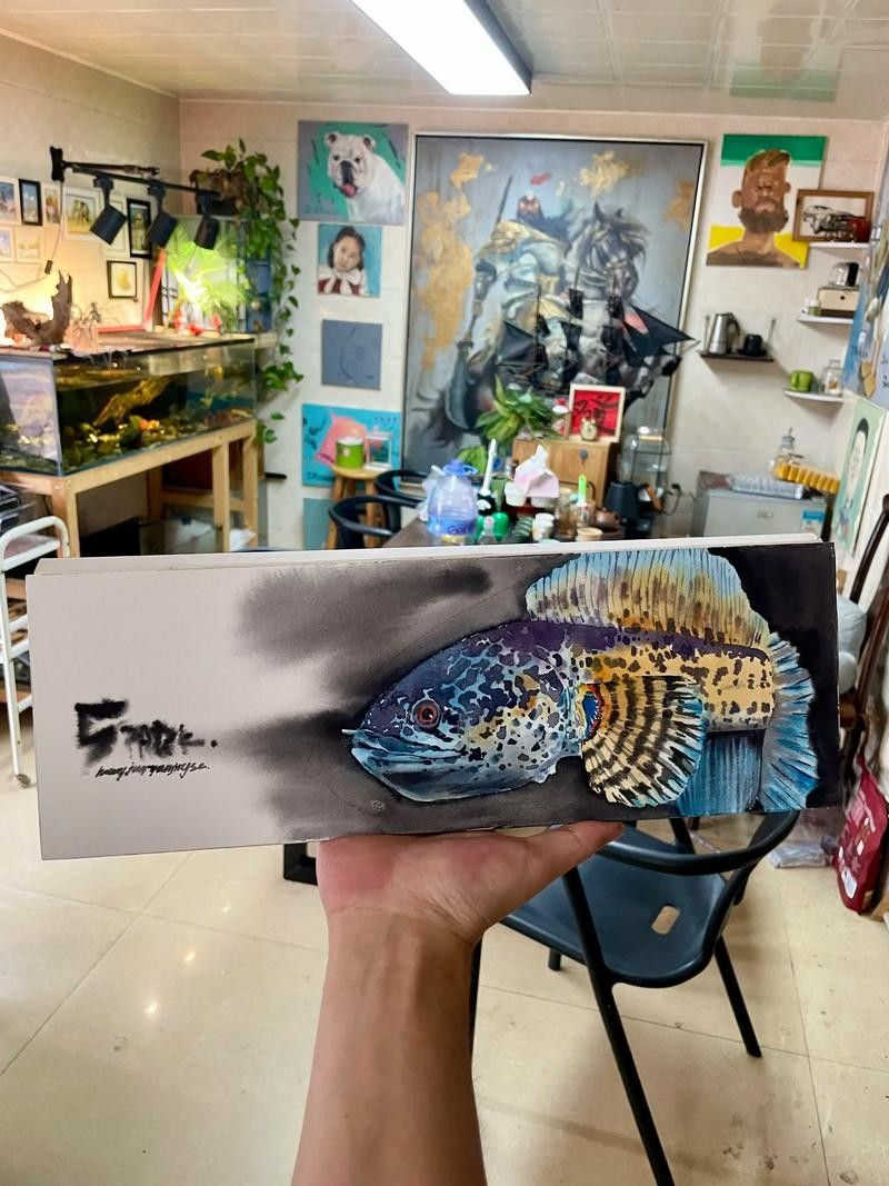給我一張雷龍魚的素描畫（手繪線描龍魚）