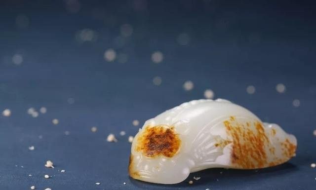 和田玉龍魚吊墜的寓意是什么？（和田玉龍魚吊墜的寓意）