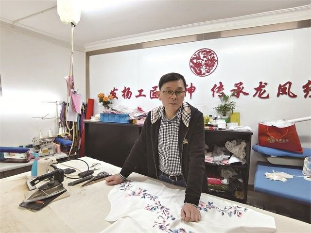 還有哪些旗袍品牌有傳承人？（探索旗袍傳承人，揭秘當代旗袍品牌的守護者）