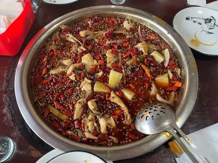 德陽(yáng)體育場(chǎng)附近有哪些火鍋店（德陽(yáng)體育場(chǎng)附近有哪些好吃的火鍋店？）