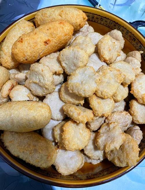 甌龍魚餅和嘻哈龍魚豆腐哪個更好吃（甌龍魚餅和嘻哈龍魚豆腐哪個更好吃甌龍魚餅和嘻哈龍魚豆腐哪個更好吃）