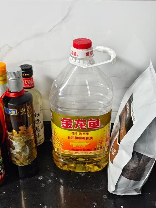 金龍魚和金龍油哪個(gè)更適合炒菜 金龍魚和金龍油哪個(gè)更適合炒菜 龍魚百科 第5張