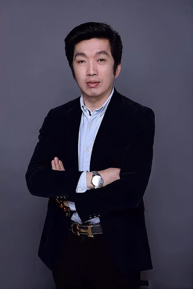 潘龍生的金龍魚畫價格如何（潘龍生的金龍魚畫價格如何？）