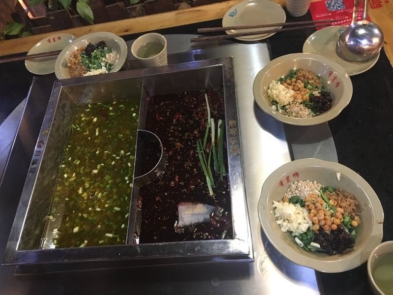 雍雅河鮮和有茗塘哪個更好？（雍雅河鮮和有茗塘哪個更適合家庭聚會雍雅河鮮和有茗塘哪個好） 雍雅河鮮和有茗塘哪個更好？（雍雅河鮮和有茗塘哪個更適合家庭聚會雍雅河鮮和有茗塘哪個好） 龍魚百科 第3張