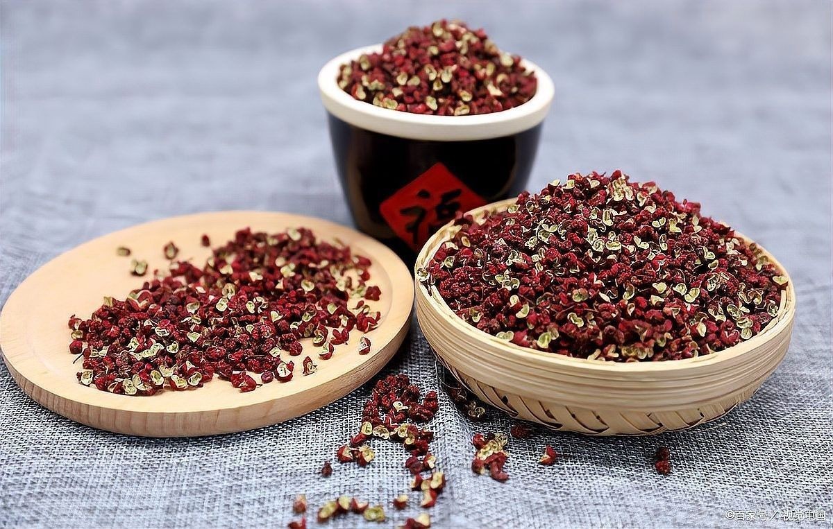 如何腌制龍魚去腥味（腌制龍魚時別放鹽和料酒） 如何腌制龍魚去腥味（腌制龍魚時別放鹽和料酒） 龍魚百科 第5張