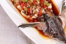給我一些鱘龍魚切片的菜譜（家常菜美食，鱘龍魚切片需要腌制多久？）