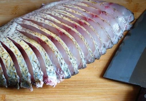 如何區(qū)分河魚和海魚（-河魚和海魚的區(qū)別及營養(yǎng)價值悅讀） 如何區(qū)分河魚和海魚（-河魚和海魚的區(qū)別及營養(yǎng)價值悅讀） 龍魚百科 第9張