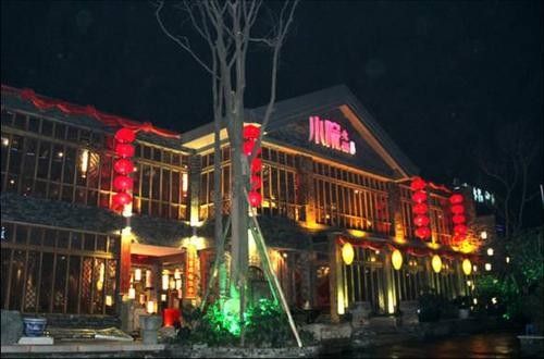 成都哪家龍魚店口碑最好（成都的龍魚店口碑最好的原因）