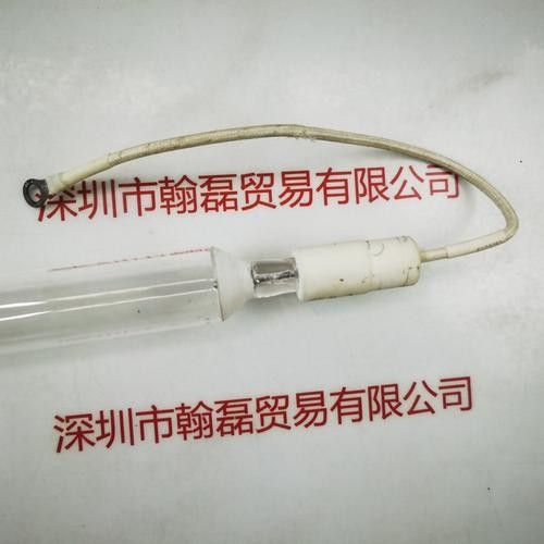 如何選擇適合龍魚的專用燈管
