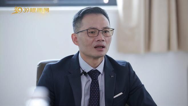 白點病傳染嗎？（皮膚上出現白斑是怎么回事皮膚上出現白斑是怎么回事）