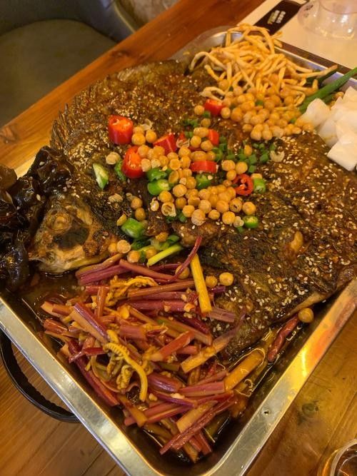 宜都市吃魚的地方（宜都市有哪些特色餐館？）