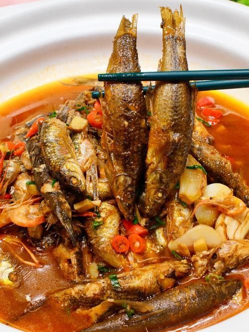 淅川哪里魚做的好吃（河南南陽淅川魚料理以其獨(dú)特的風(fēng)味和烹飪技巧而聞名）