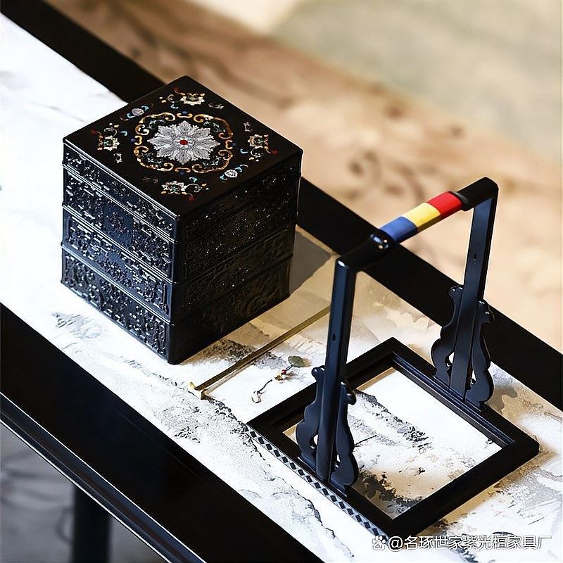 “三排珠鱗”在傳統工藝中有何應用？
