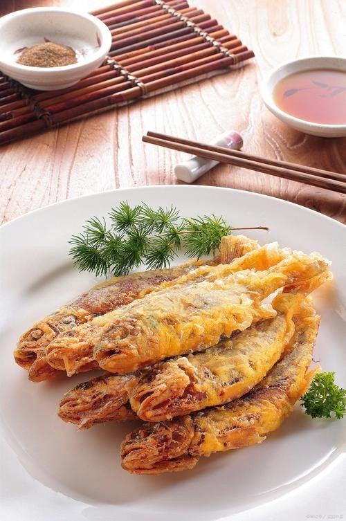 金龍魚和小黃魚有什么區別