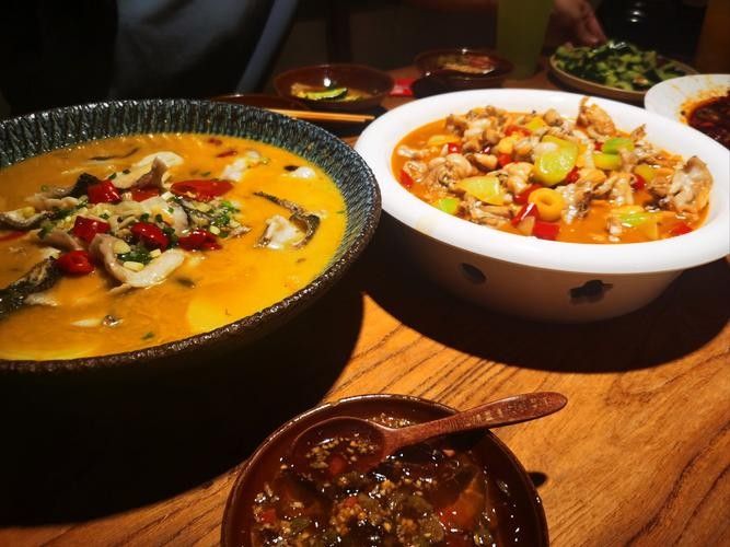 嘉定寶龍廣場美食（上海去哪吃，嘉定寶龍廣場必吃榜|6家美食不重樣-大眾點評）