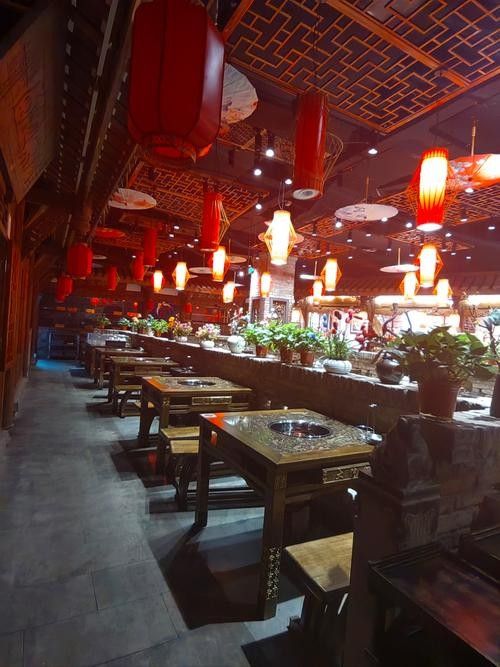 如何前往小黑龍魚館溪水家園店（尋甸小黑龍魚館溪水家園附近魚館溪水家園店何時開業）