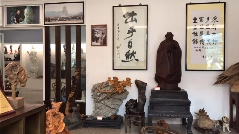 盧思立和徐土龍的作品有何不同