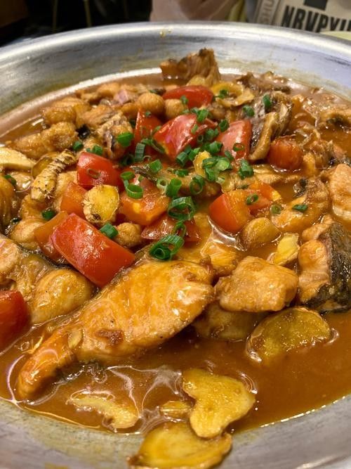 桂林陽朔什么魚出名（桂林陽朔爆款美食大搜羅漓江桂花魚有哪些特色魚火鍋店）