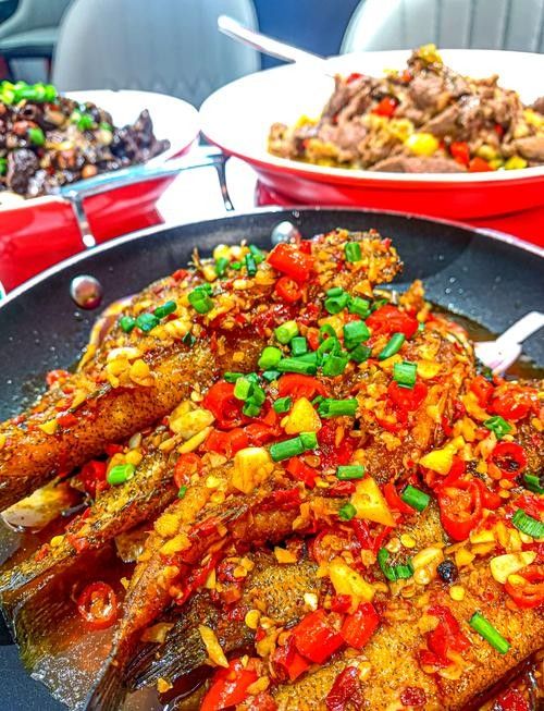 詳細閱讀:湘魚圖片大全(湖南特色菜之湘潭蒸熱魚) 湘魚圖片大全(湖南特色菜之湘潭蒸熱魚)