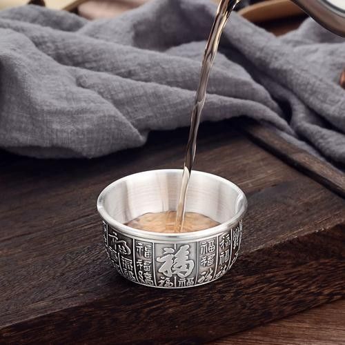 哪些因素會影響九龍銀杯的價值