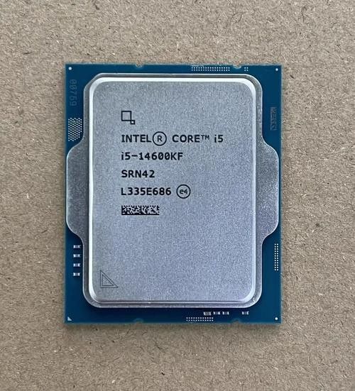i5-13600K與i7-6700K性能對比