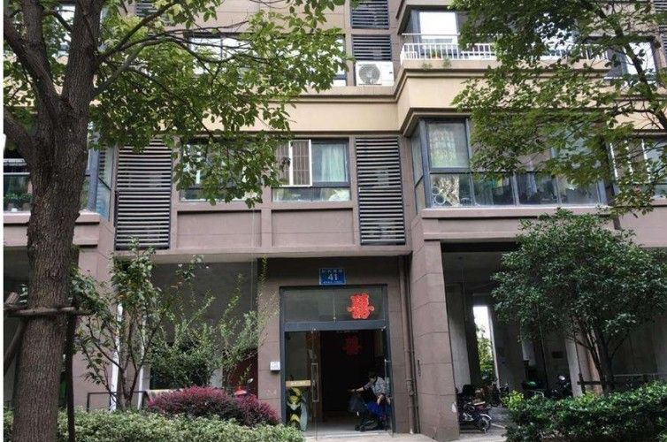 如何聯系江陰市夏港龍魚水族館？