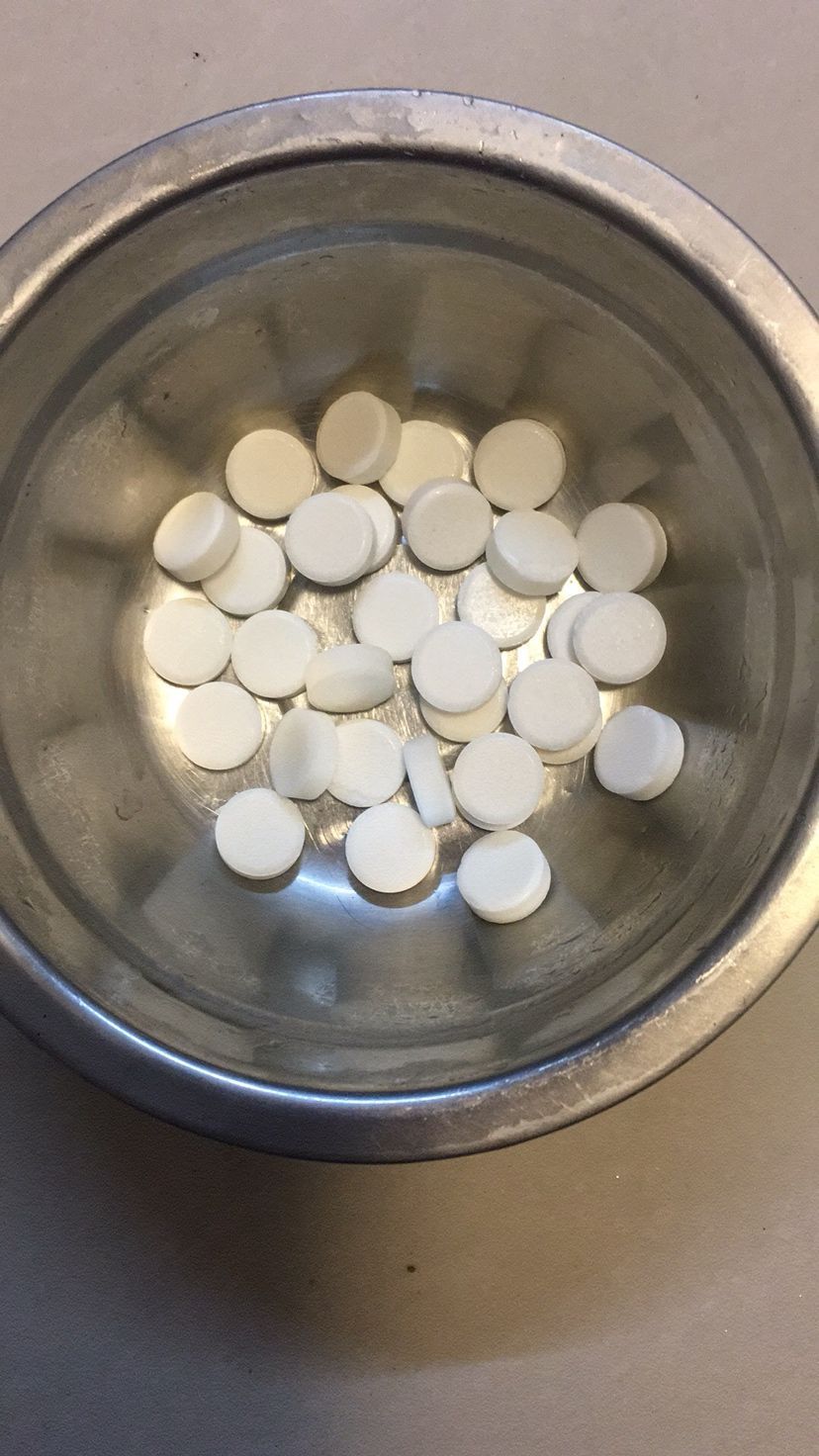 喂點藥（喂點藥，本文探討在醫療實踐中使用藥物的多個方面） 喂點藥（喂點藥，本文探討在醫療實踐中使用藥物的多個方面） 觀賞魚百科 第3張