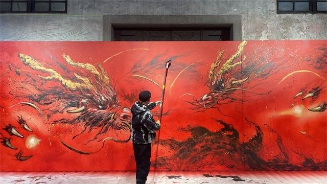 紅龍圖騰在藝術中的表現（探討紅龍圖騰在藝術中的表現形式）