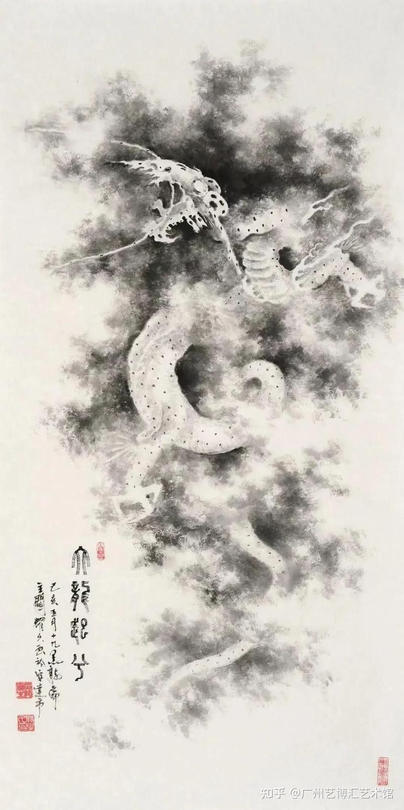 關耀久的沒骨龍畫有何特色（關耀久:中國沒骨龍畫第一人）