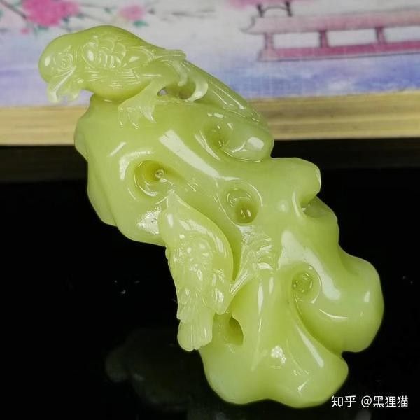 琉璃玉石材質(zhì)擺件如何清潔（清潔琉璃玉石擺件的步驟）