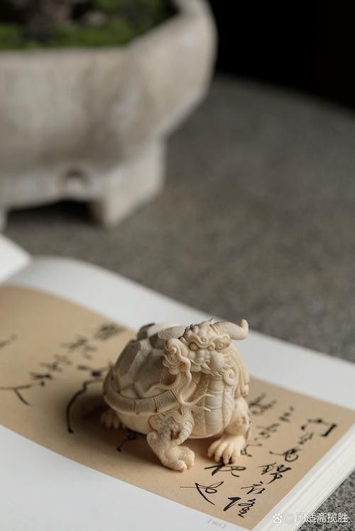 張堯華龍龜作品如何保養(yǎng)？（堯華龍龜作品的保養(yǎng)方法）