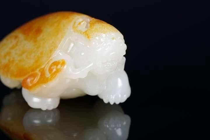 張堯華龍龜作品如何保養(yǎng)？（堯華龍龜作品的保養(yǎng)方法）