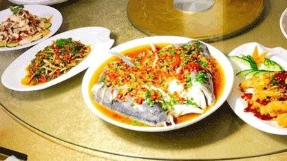 興龍魚有哪些特色美食？