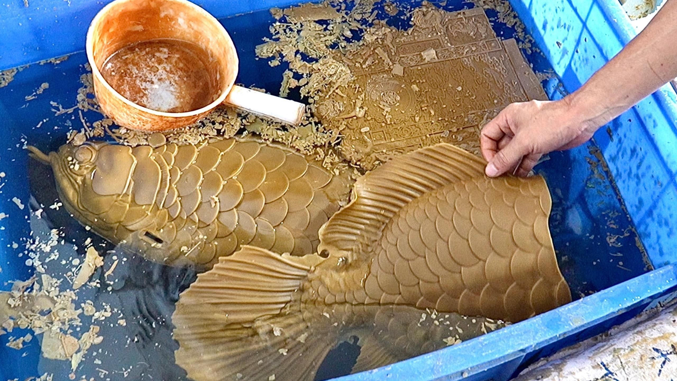 古銅官銅金龍魚擺件（古銅官銅金龍魚擺件——古銅官銅金龍魚擺件）