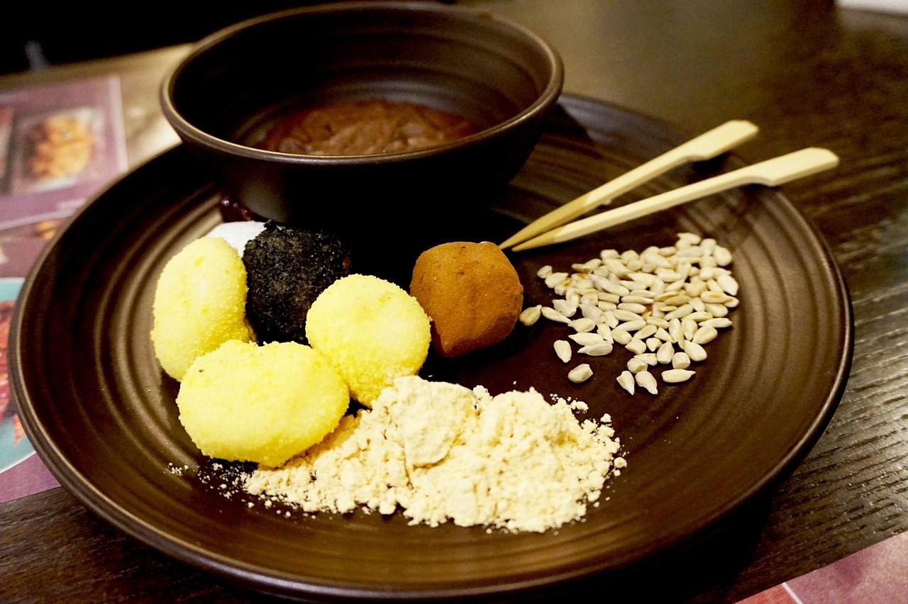 燉好的燕窩是什么樣的圖片大全(燉好的燕窩圖片真實圖片)
