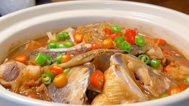 有沒有砂鍋魚頭的視頻教程？（砂鍋魚頭制作教程）