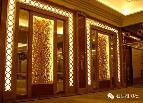 過背龍魚價格：養背龍魚有什么需要注意的問題？