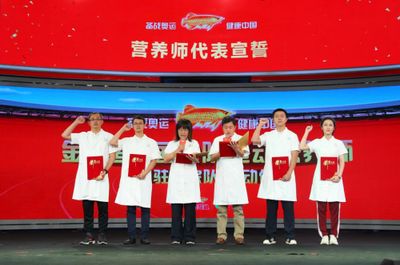 龍魚在一個(gè)地方不動(dòng)了怎么辦(龍魚停在一個(gè)地方不游動(dòng)) 龍魚在一個(gè)地方不動(dòng)了怎么辦(龍魚停在一個(gè)地方不游動(dòng)) 觀賞魚百科