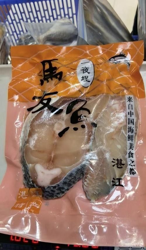 關于魚的品牌（東江魚最正宗三個牌子星河漫步有條魚標志是什么牌子衣服品牌）