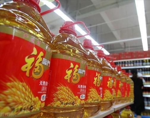 觀賞紅龍魚價格表和圖片（如何鑒別觀賞紅龍魚的健康狀況？） 觀賞紅龍魚價格表和圖片（如何鑒別觀賞紅龍魚的健康狀況？） 觀賞魚百科