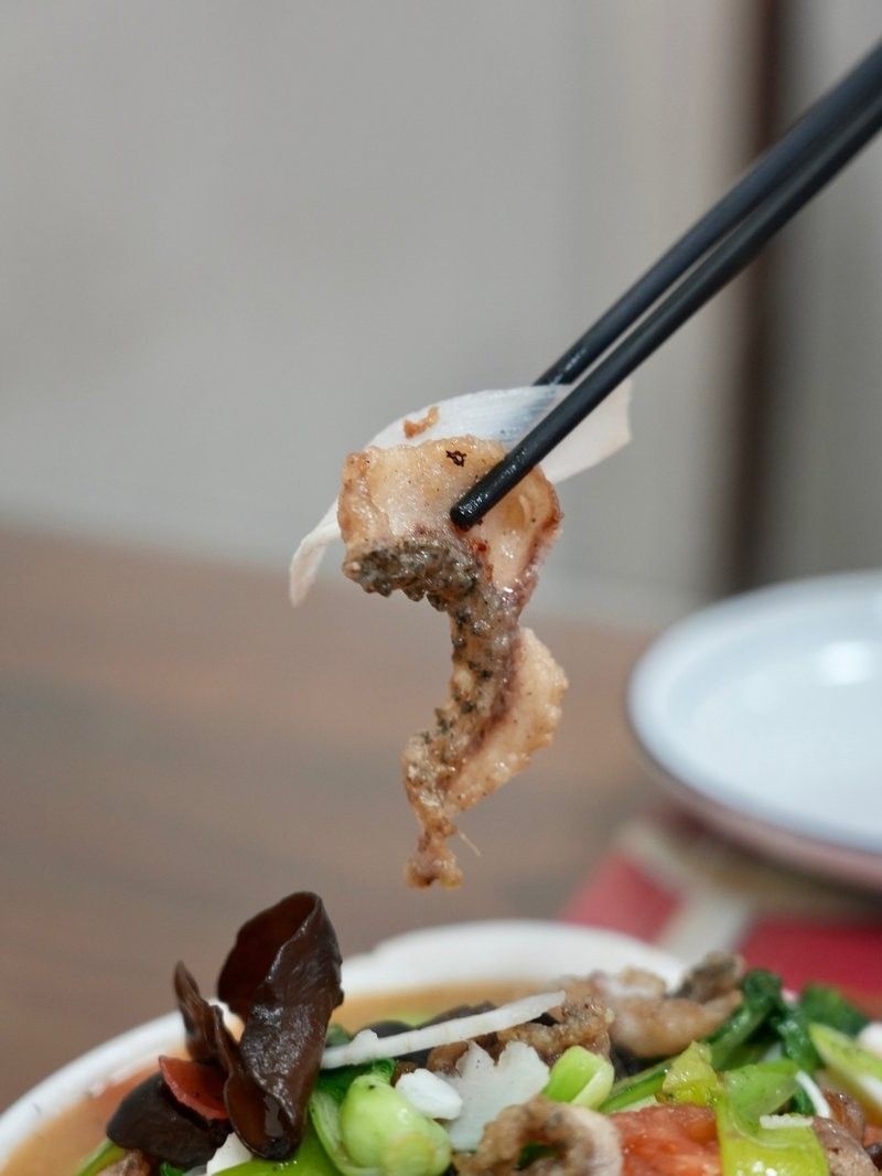 河南鞏義市備受推崇的魚餐廳：山城鮮魚莊的聯系方式（鞏義有哪些美食？）