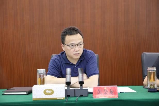 郫都區黃金龍個人資料