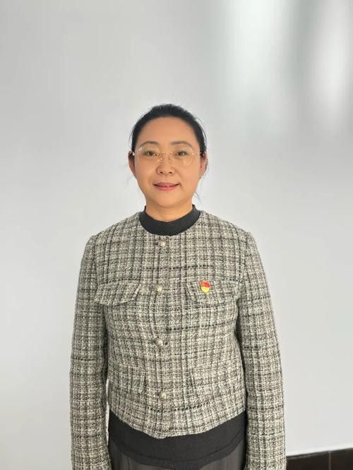 四子王旗王永玲