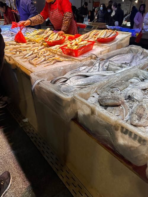 南昌水族批發市場祥龍魚場有哪些特色產品？，南昌水族批發市場有哪些特點？