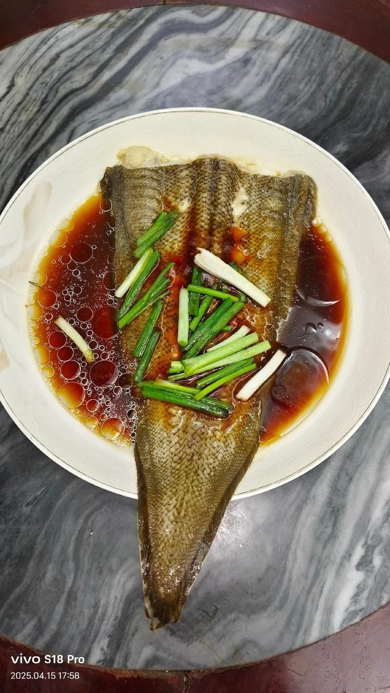 五家渠龍魚的價格是多少，五家渠龍魚多少錢一斤