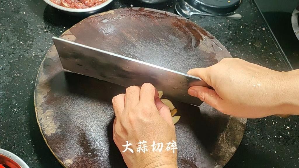 廣東南雄家常魚王，外酥里嫩,汁多味美，，今天做個南雄魚王,外酥里嫩,汁多味美