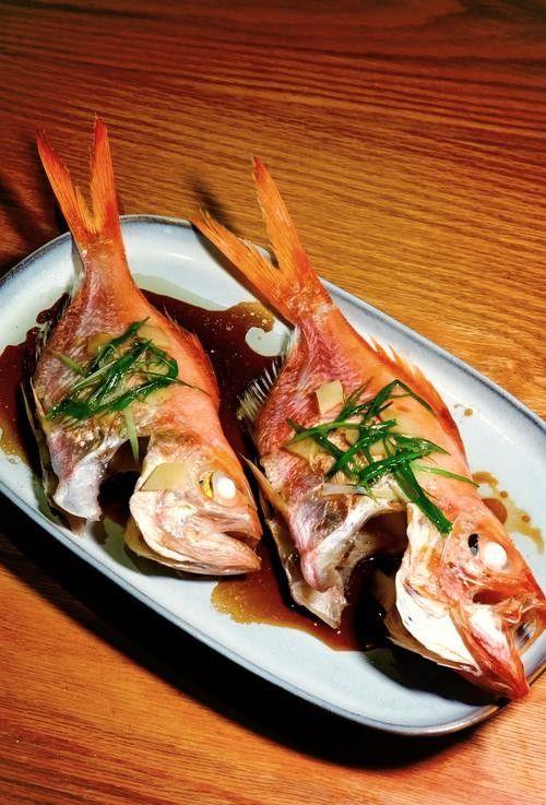 如何辨別真假北海大紅魚干，北海特產(chǎn)大紅魚，肉質(zhì)鮮美、色澤鮮艷而聞名