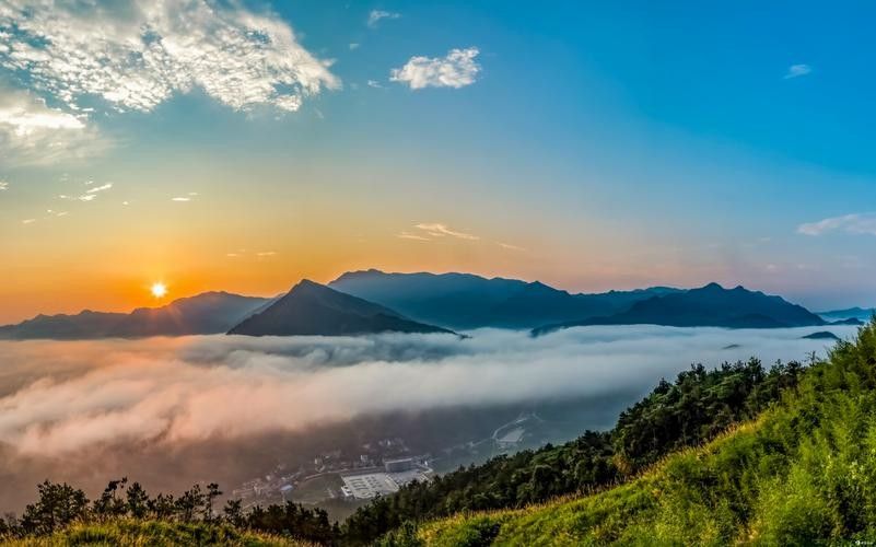 安徽九龍山風(fēng)景區(qū)集自然風(fēng)光和人文景觀于一體的旅游勝地，安徽九龍山風(fēng)景區(qū)