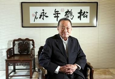 金龍魚創始人郭鶴年現在多少歲？（馬來西亞著名華人企業家郭鶴年的接班人，身價多少）