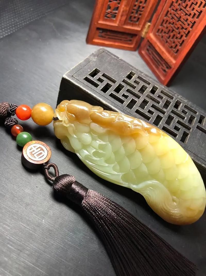 和田玉龍魚有哪些款式（和田玉龍魚哪個(gè)款式最受歡迎）